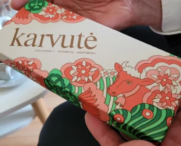 Rokiskis.eu: Rokiškyje vėl gaminami legendiniai „Rokiškio karvutė“ saldainiai – atkurtas ir senasis receptas